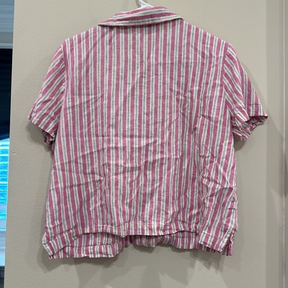 Universal threads pink and white striped top- large - Picture 5 of 5